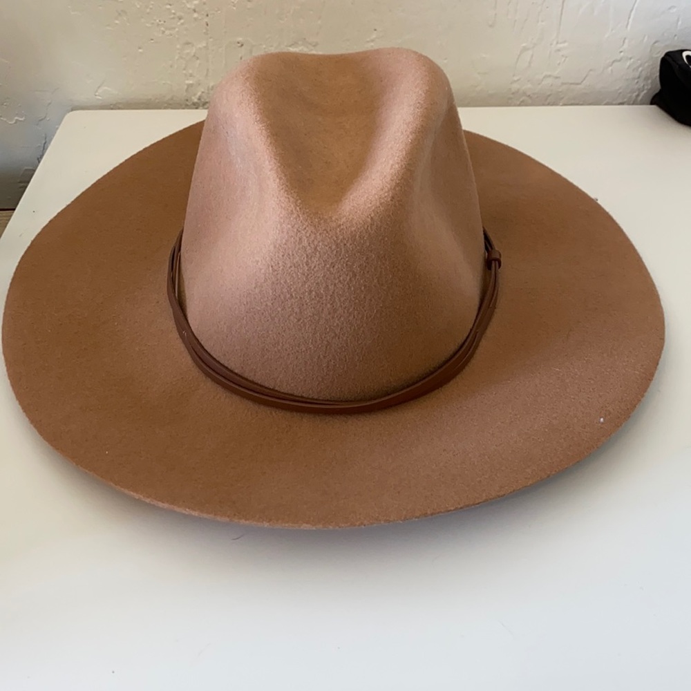 Urban outfitters tan hat NWT